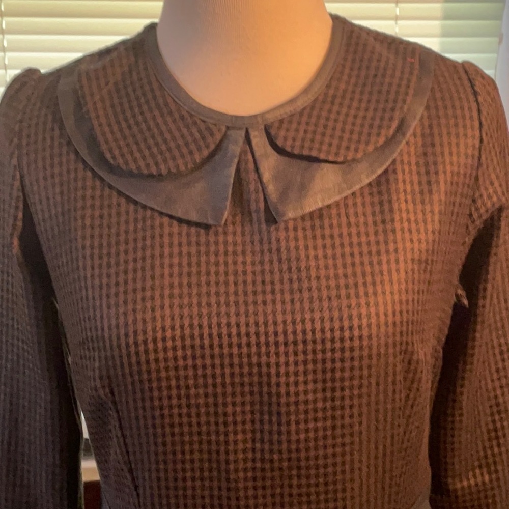 Dress Nayla size40”maxis checker sq double collar Long sleeves black & Olive.
